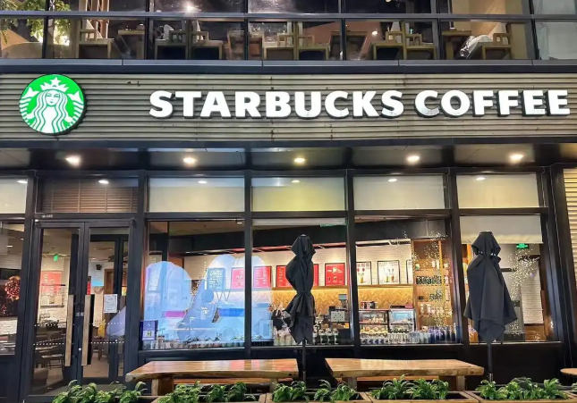 星巴克称未考虑出售中国业务